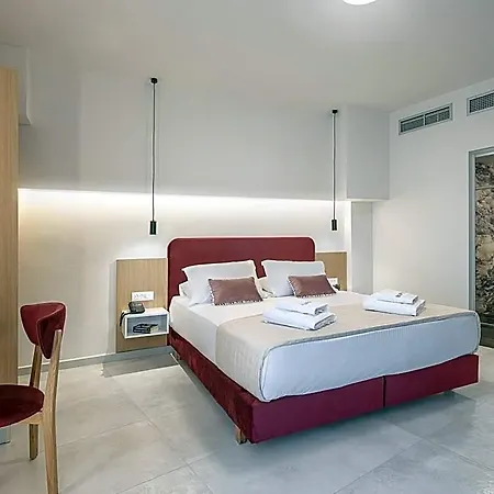 Miss Marrone Hotel 4*