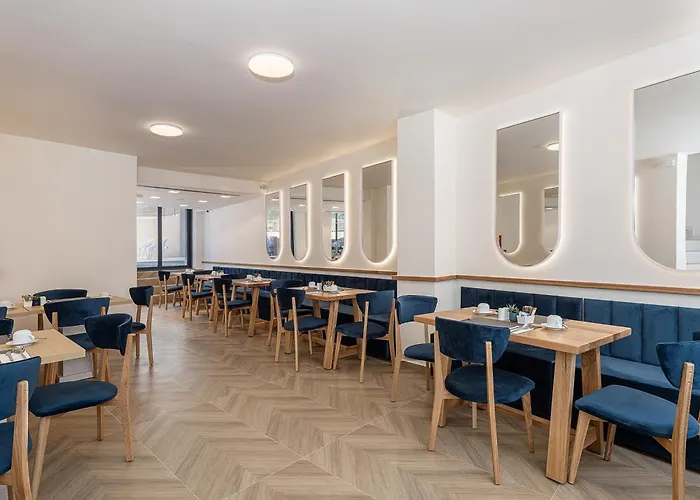 Miss Marrone Hotel 4*