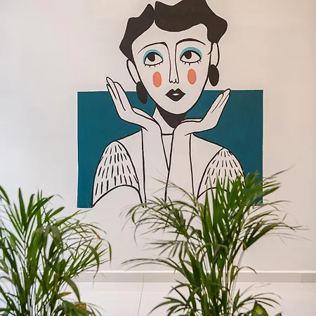 Miss Marrone 酒店 4*