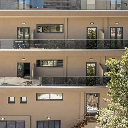 Miss Marrone 干尼亞